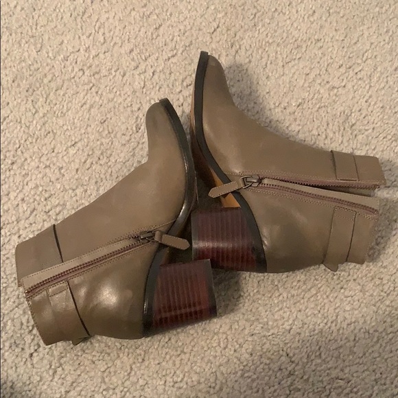Grey Halogen Booties - Picture 4 of 4